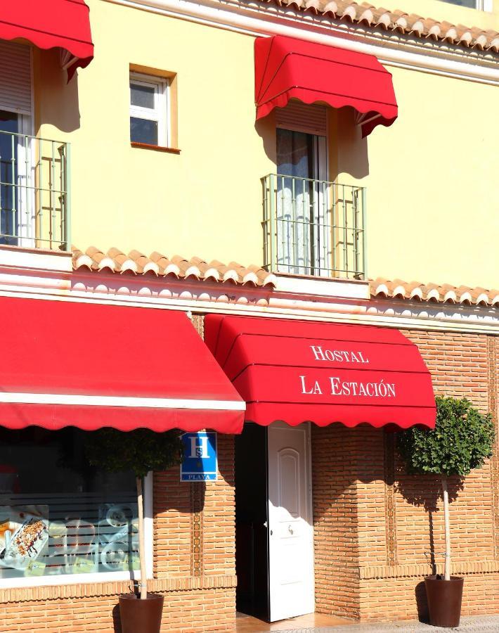 בנאחראפה Hostal La Estacion מראה חיצוני תמונה