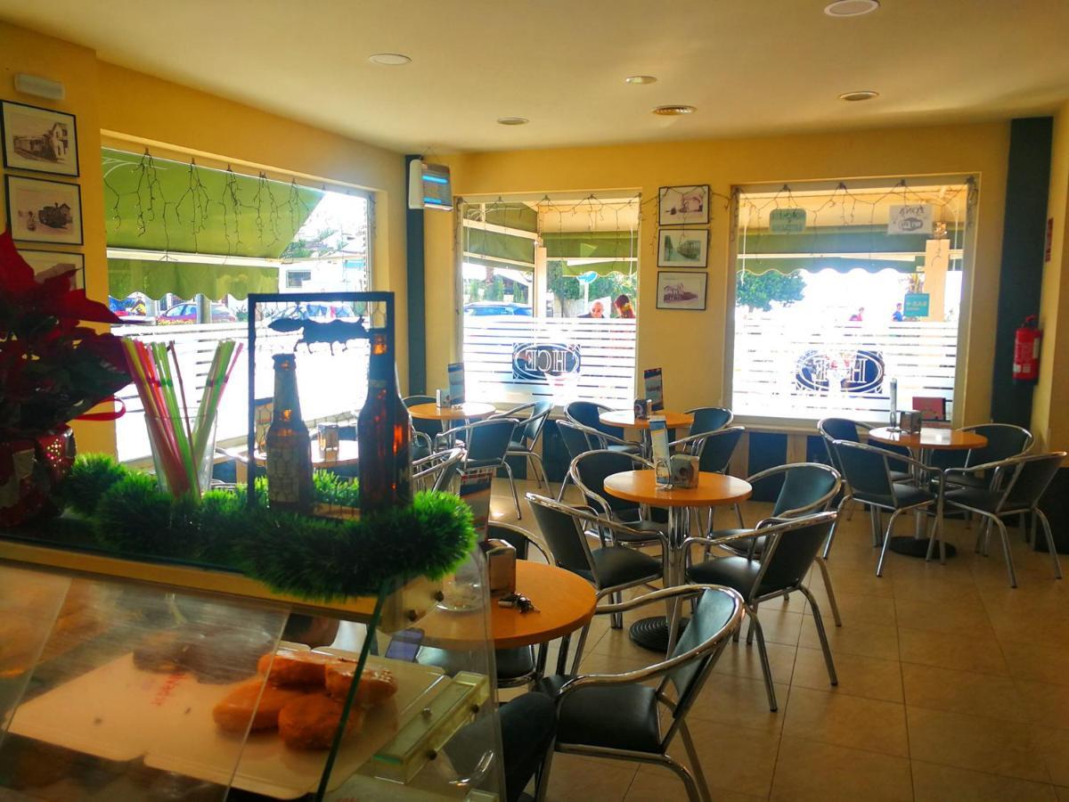 בנאחראפה Hostal La Estacion מראה חיצוני תמונה